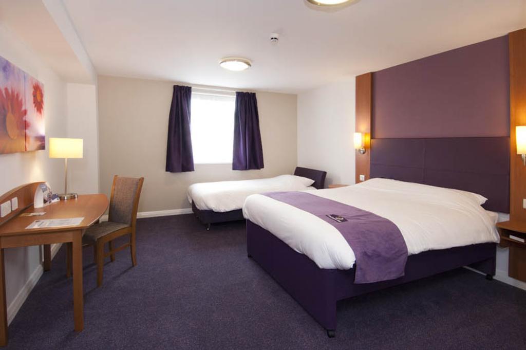 Premier Inn Sittingbourne Kent Habitación foto