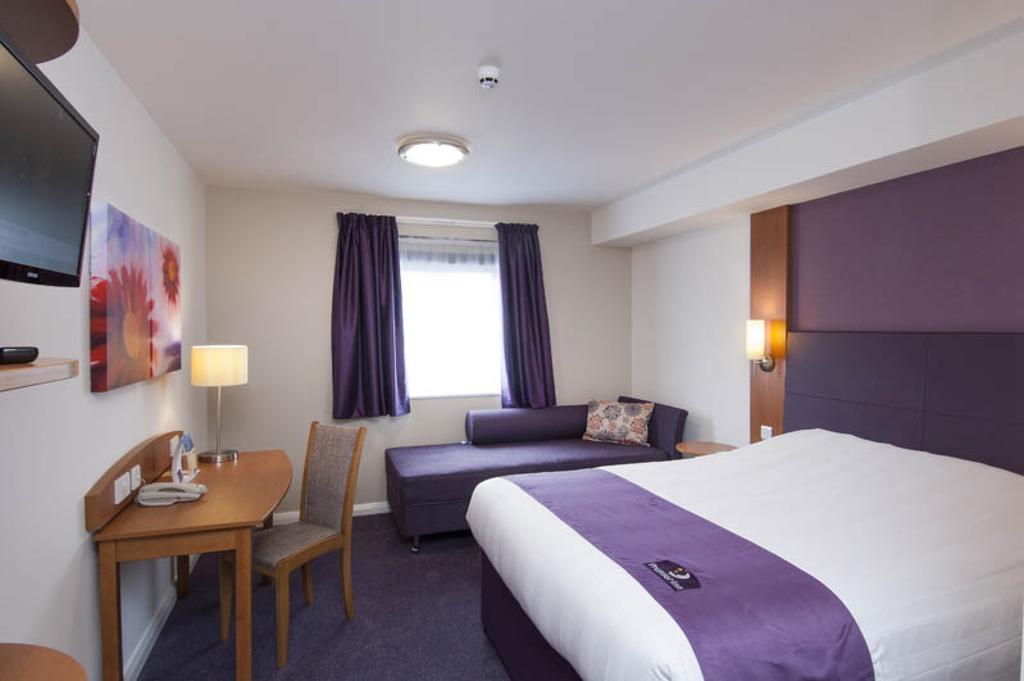 Premier Inn Sittingbourne Kent Habitación foto